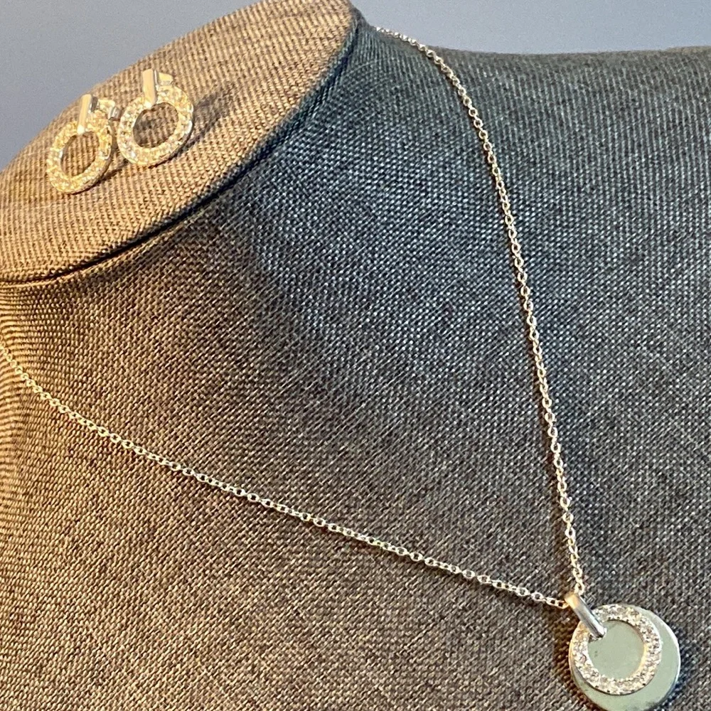 NWT Brand Silver/Diamond Costume Necklace & Earrings - Picture 4 of 4